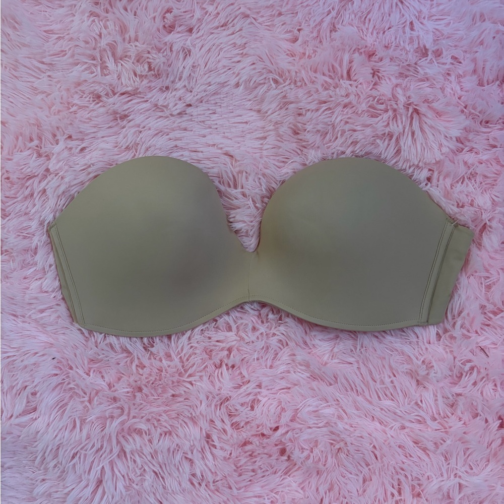 Bundle 4 for $20 🤗 Strapless Tan Nude Bra